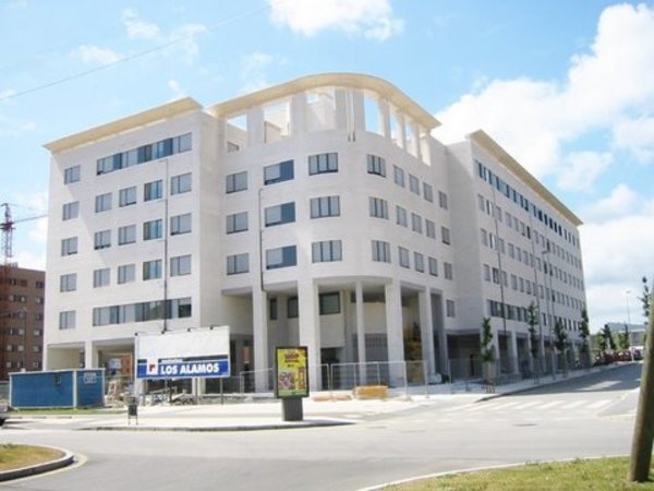 EDIFICIO PARA 55 VIVIENDAS Y GARAJE EN MONTEVIL, GIJÓN