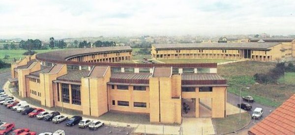 EDIFICIOS PARA AULARIO, SERVICIOS ADMINISTRATIVOS Y BIBLIOTECA EN EL CAMPUS UNIVERSITARIO DE VIESQUES, GIJÓN