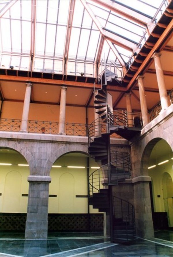 REHABILITACIÓN DEL ANTIGUO INSTITUTO JOVELLANOS PARA CENTRO CULTURAL. GIJÓN