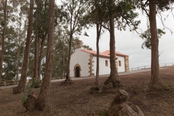 DESMONTAJE Y RECONSTRUCCIÓN DE LA CAPILLA DE SAN ANTONIO EN CANDÁS